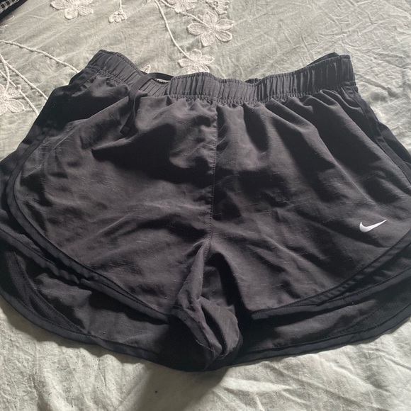Nike - Picture 1 of 4